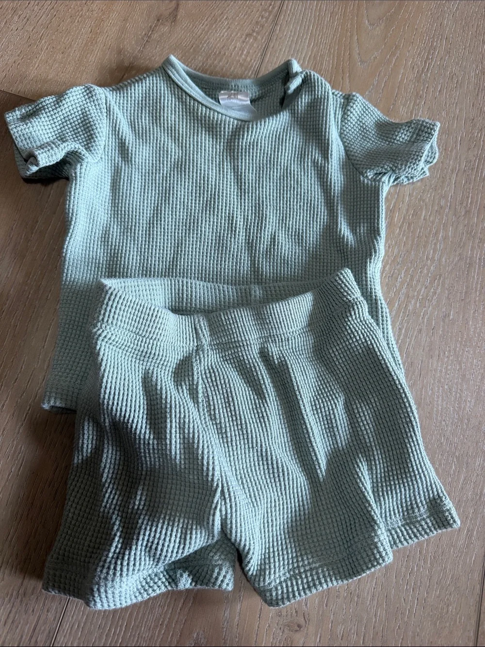 H&M bundle month